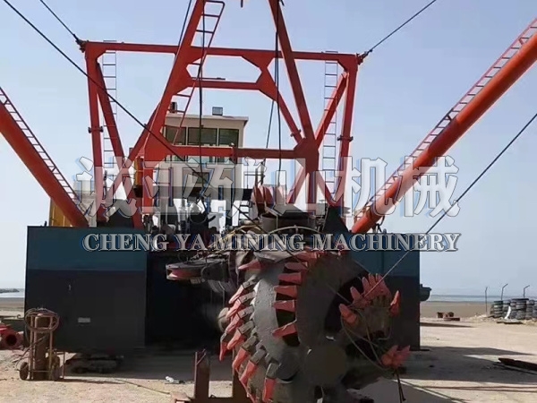 Dredging dredger